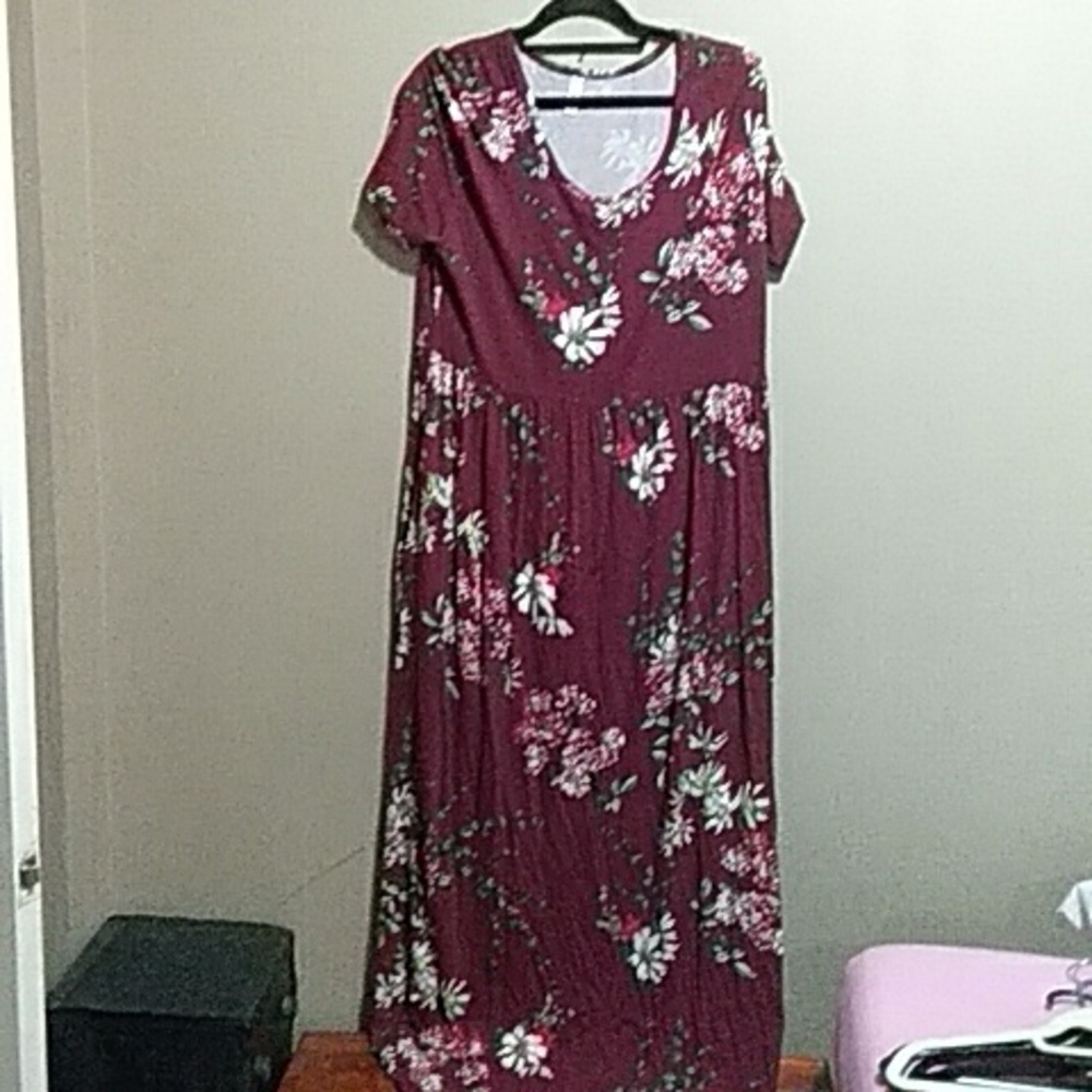 Poseshe Floral Burgandy dress size 2xl